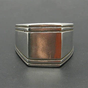 anillo sólido de plata